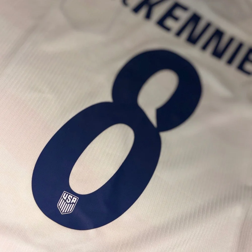 Nike USMNT Weston McKennie 8 Soccer Jersey Mens Large Red White Wavy Stripe NEW